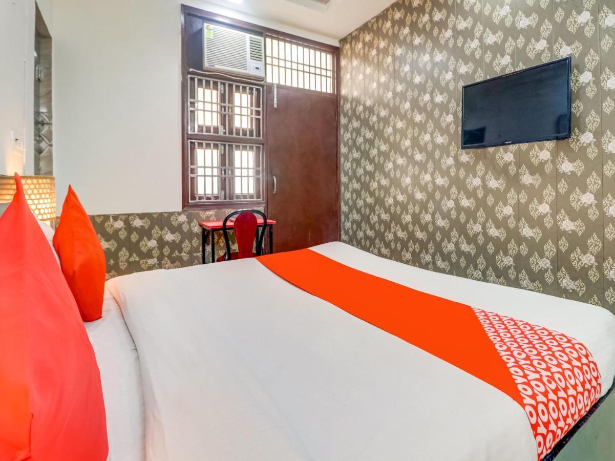 Oyo 74060 Taj Residency Hotel Új-Delhi Kültér fotó