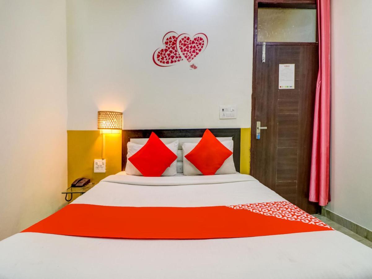 Oyo 74060 Taj Residency Hotel Új-Delhi Kültér fotó