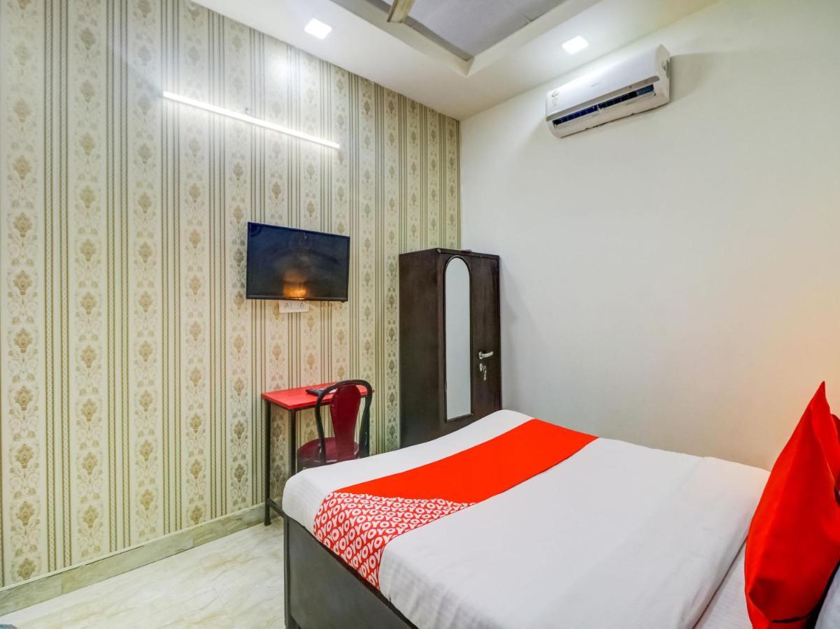 Oyo 74060 Taj Residency Hotel Új-Delhi Kültér fotó